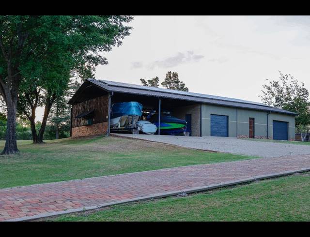 20,200M² FARM FOR SALE IN KAALPLAATS